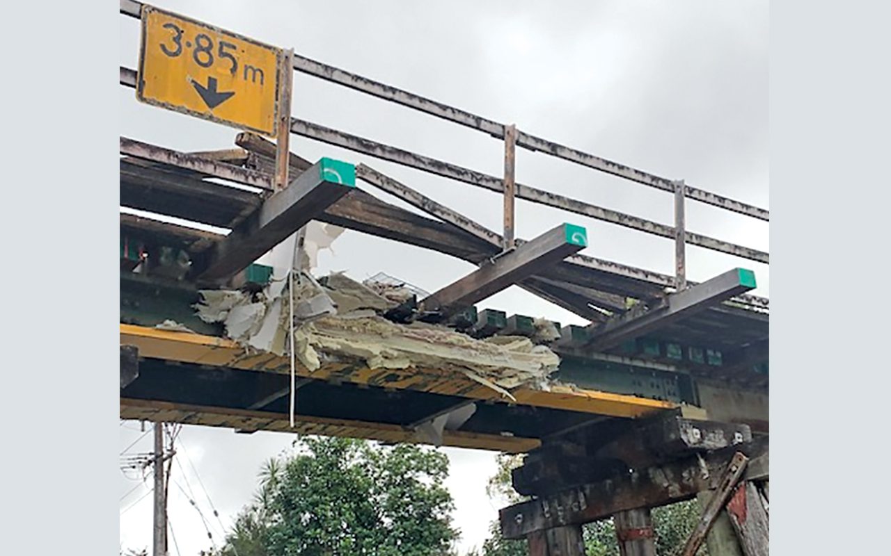 Kaipara Flats rail bridge bears brunt during Dome Valley closure