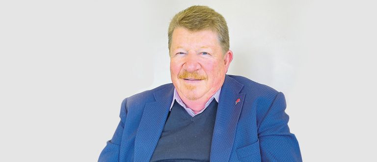 19 8 24 Bus Phil Sheat 2 768x330