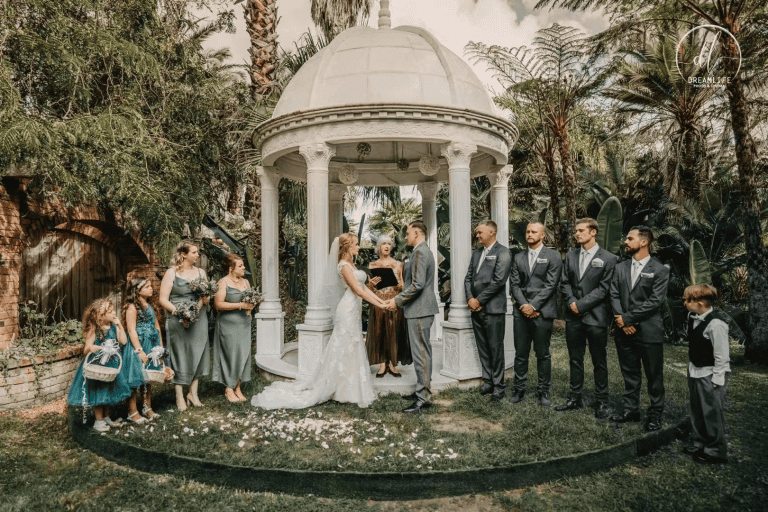 rustic ourdoor wedding venue auckland 768x512