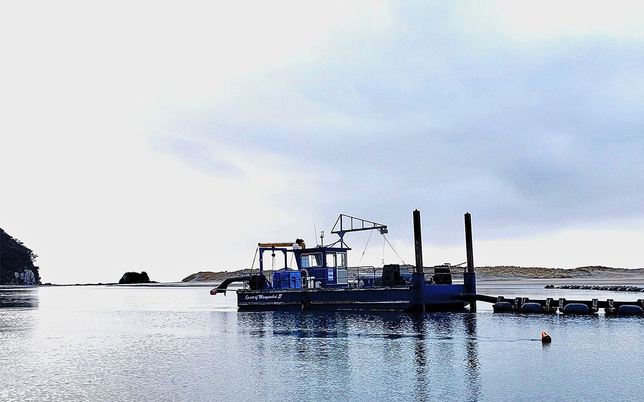 Dredging keeps harbour flowing
